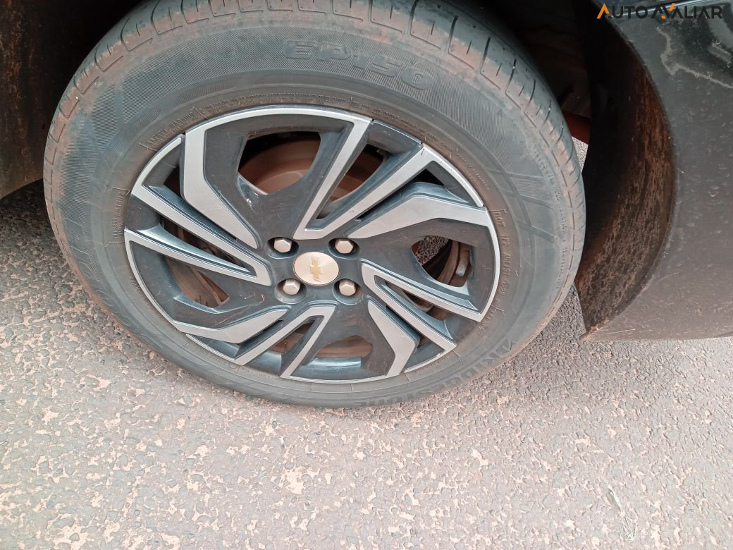 CHEVROLET ONIX 1.0 TURBO FLEX PLUS LT MANUAL