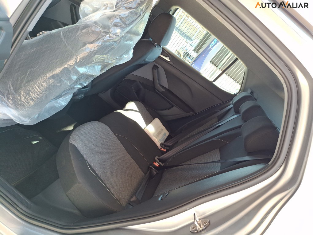 VOLKSWAGEN T-CROSS 1.0 200 TSI TOTAL FLEX AUTOM&Aacute;TICO