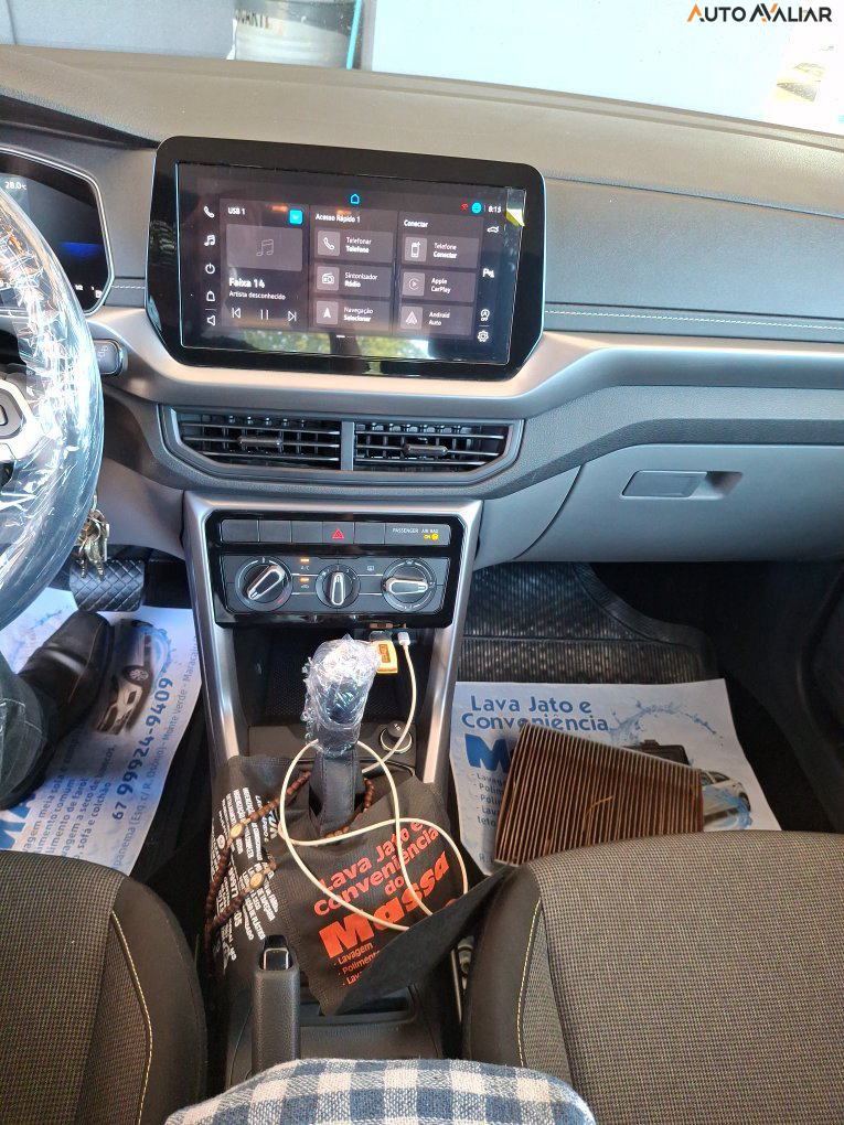 VOLKSWAGEN T-CROSS 1.0 200 TSI TOTAL FLEX AUTOM&Aacute;TICO