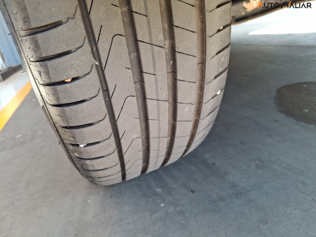 VOLKSWAGEN T-CROSS 1.0 200 TSI TOTAL FLEX AUTOM&Aacute;TICO