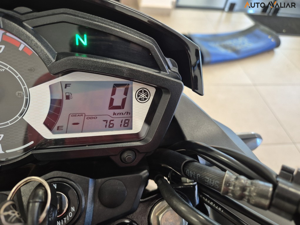 YAMAHA YS 150 FAZER SED YS 150 FAZER SED