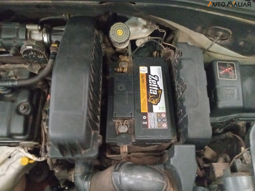 CITROEN C3 1.5 ATTRACTION 8V FLEX 4P MANUAL