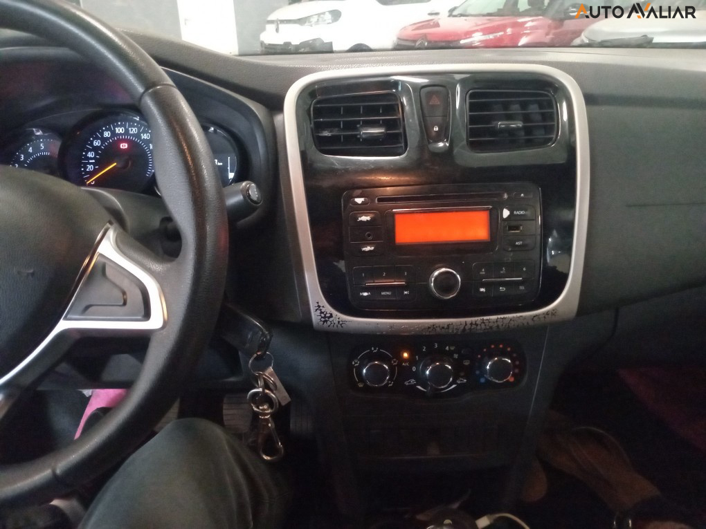 RENAULT LOGAN 1.0 12V SCE FLEX LIFE MANUAL