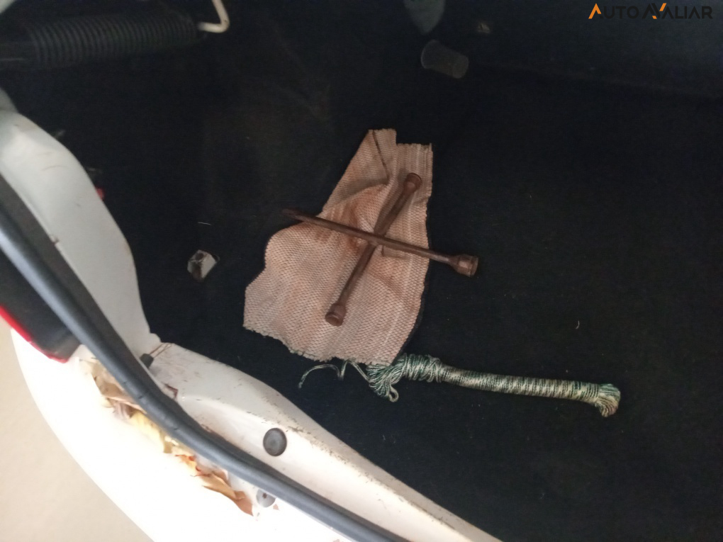 RENAULT LOGAN 1.0 12V SCE FLEX LIFE MANUAL