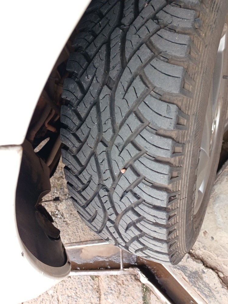 RENAULT DUSTER 2.0 DYNAMIQUE 4X2 16V FLEX 4P AUTOMATICO