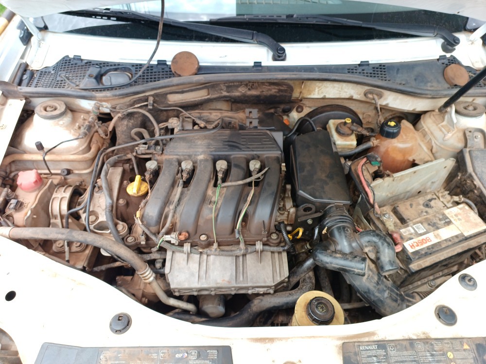 RENAULT DUSTER 2.0 DYNAMIQUE 4X2 16V FLEX 4P AUTOMATICO