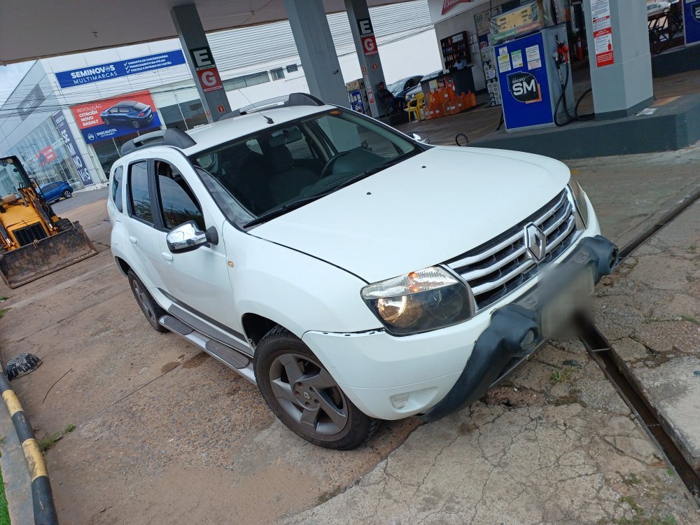 RENAULT DUSTER 2.0 DYNAMIQUE 4X2 16V FLEX 4P AUTOMATICO
