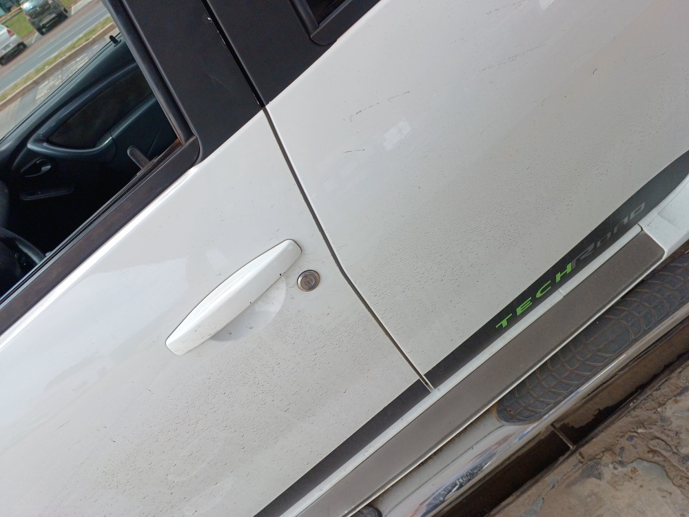 RENAULT DUSTER 2.0 DYNAMIQUE 4X2 16V FLEX 4P AUTOMATICO