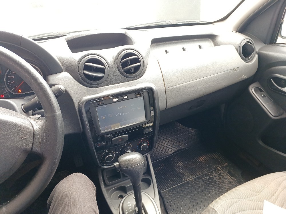 RENAULT DUSTER 2.0 DYNAMIQUE 4X2 16V FLEX 4P AUTOMATICO