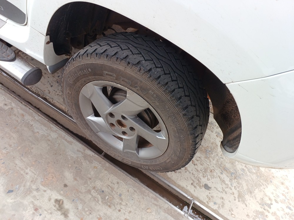 RENAULT DUSTER 2.0 DYNAMIQUE 4X2 16V FLEX 4P AUTOMATICO