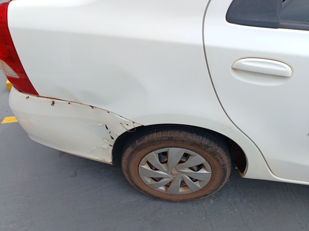 TOYOTA ETIOS 1.5 XS SEDAN 16V FLEX 4P AUTOMATICO