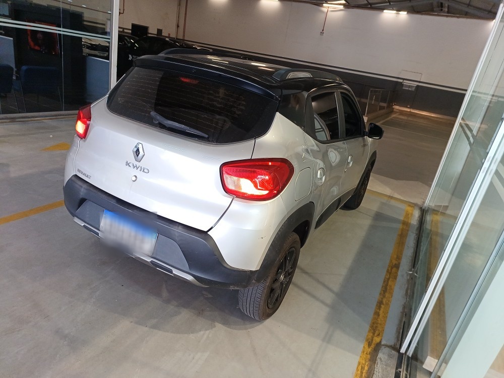 RENAULT KWID 1.0 12V SCE FLEX OUTSIDER MANUAL