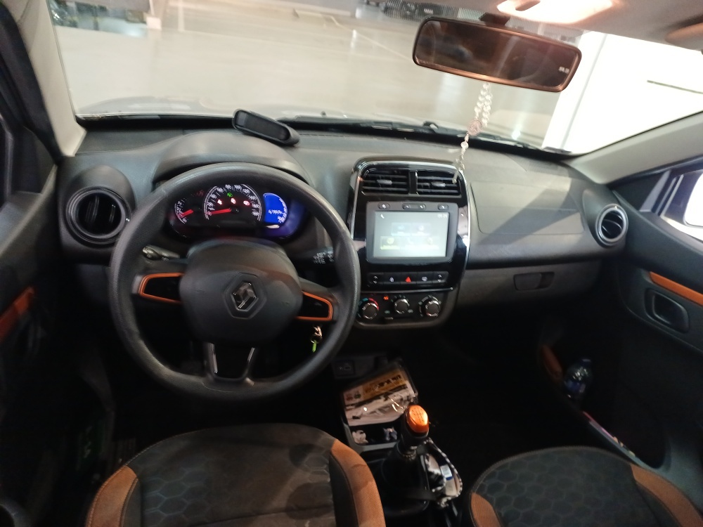 RENAULT KWID 1.0 12V SCE FLEX OUTSIDER MANUAL