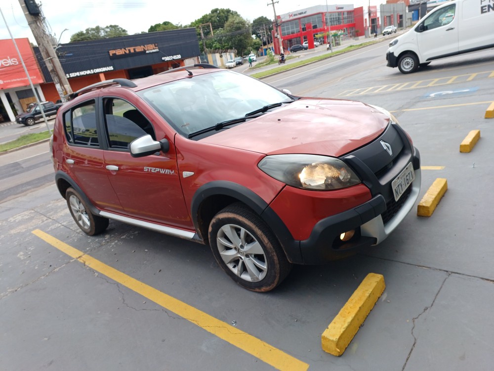 RENAULT SANDERO 1.6 STEPWAY 16V FLEX 4P MANUAL