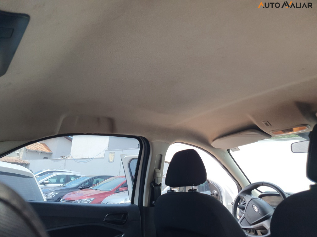 FORD KA 1.0 TI-VCT FLEX SE SEDAN MANUAL