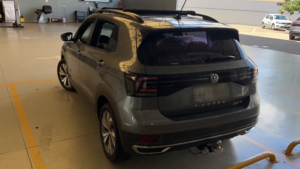 VOLKSWAGEN T-CROSS 1.0 200 TSI TOTAL FLEX COMFORTLINE AUTOMATICO