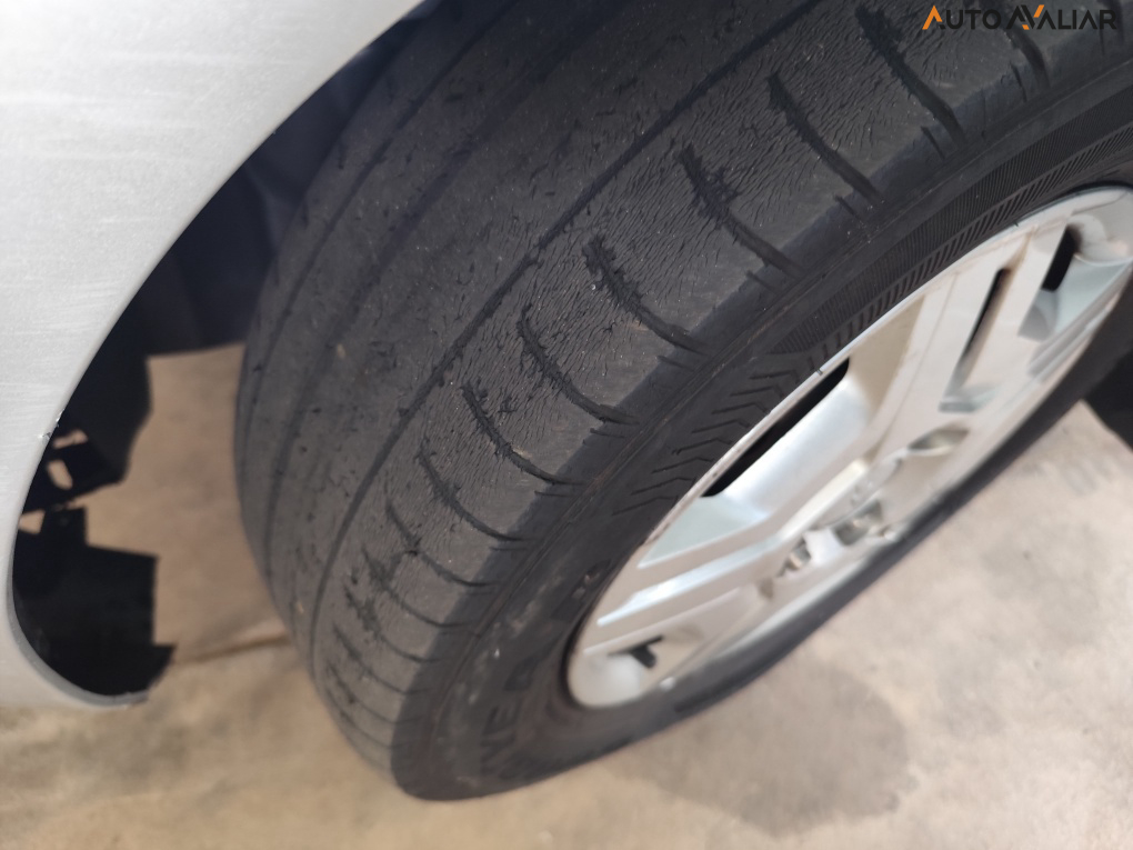 CHEVROLET ONIX 1.0 MPFI JOY 8V FLEX 4P MANUAL