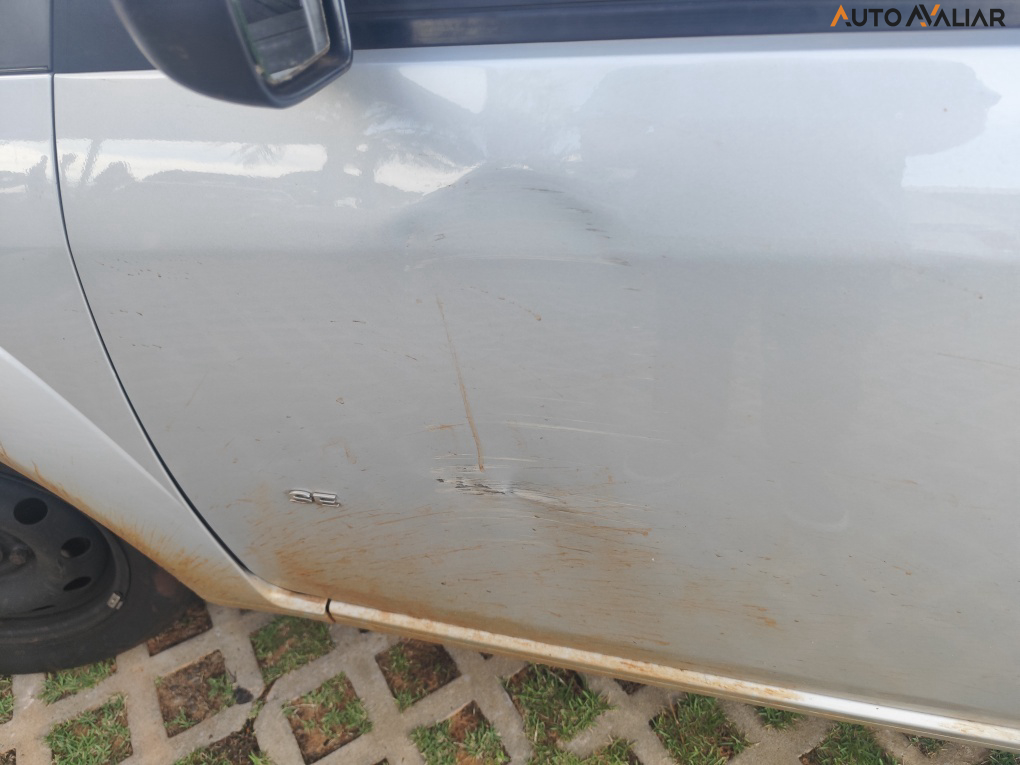 FORD FIESTA 1.0 ROCAM SE 8V FLEX 4P MANUAL