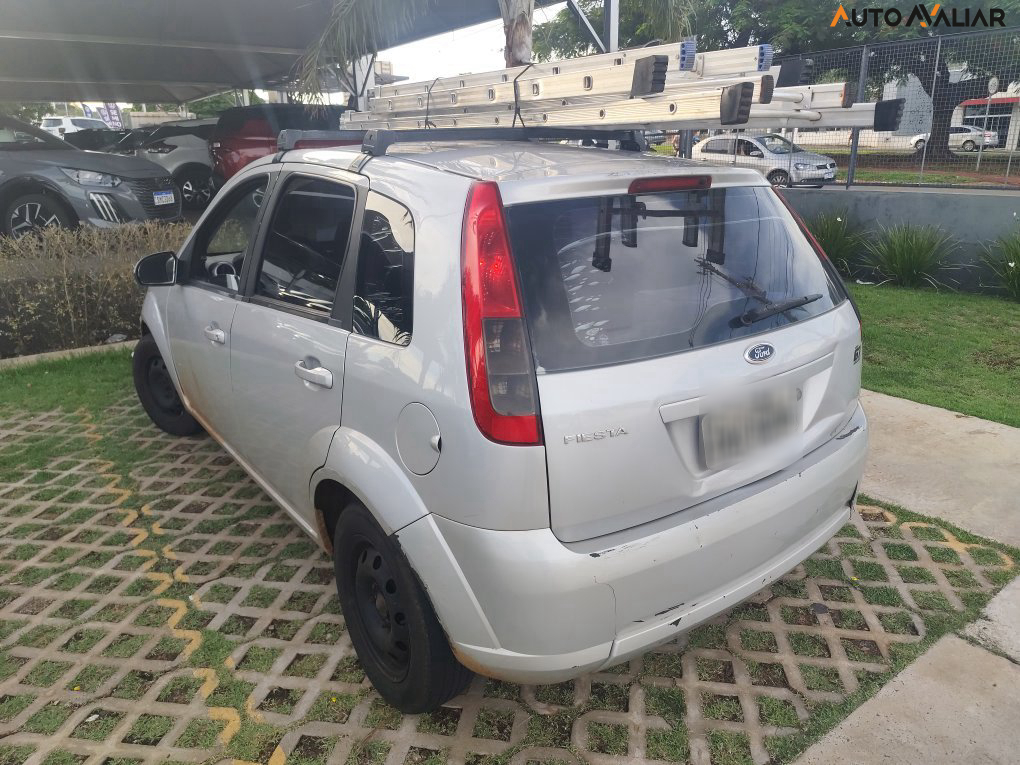 FORD FIESTA 1.0 ROCAM SE 8V FLEX 4P MANUAL