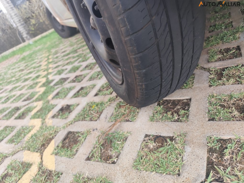 FORD FIESTA 1.0 ROCAM SE 8V FLEX 4P MANUAL