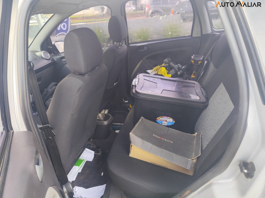 FORD FIESTA 1.0 ROCAM SE 8V FLEX 4P MANUAL