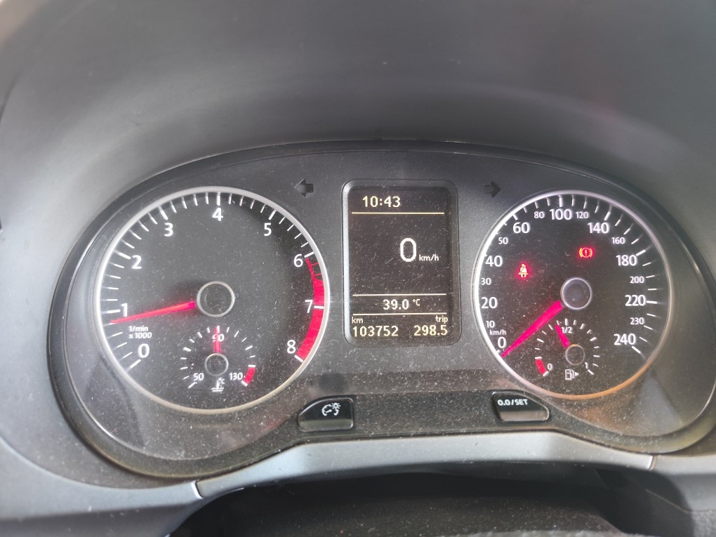 VOLKSWAGEN FOX 1.6 MSI TOTAL FLEX XTREME 4P MANUAL