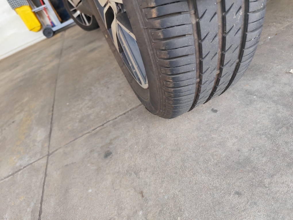 VOLKSWAGEN FOX 1.6 MSI TOTAL FLEX XTREME 4P MANUAL