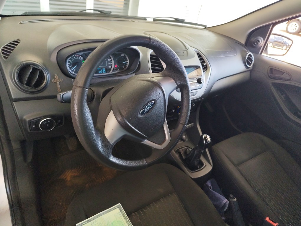 FORD KA 1.5 TI-VCT FLEX SE SEDAN MANUAL
