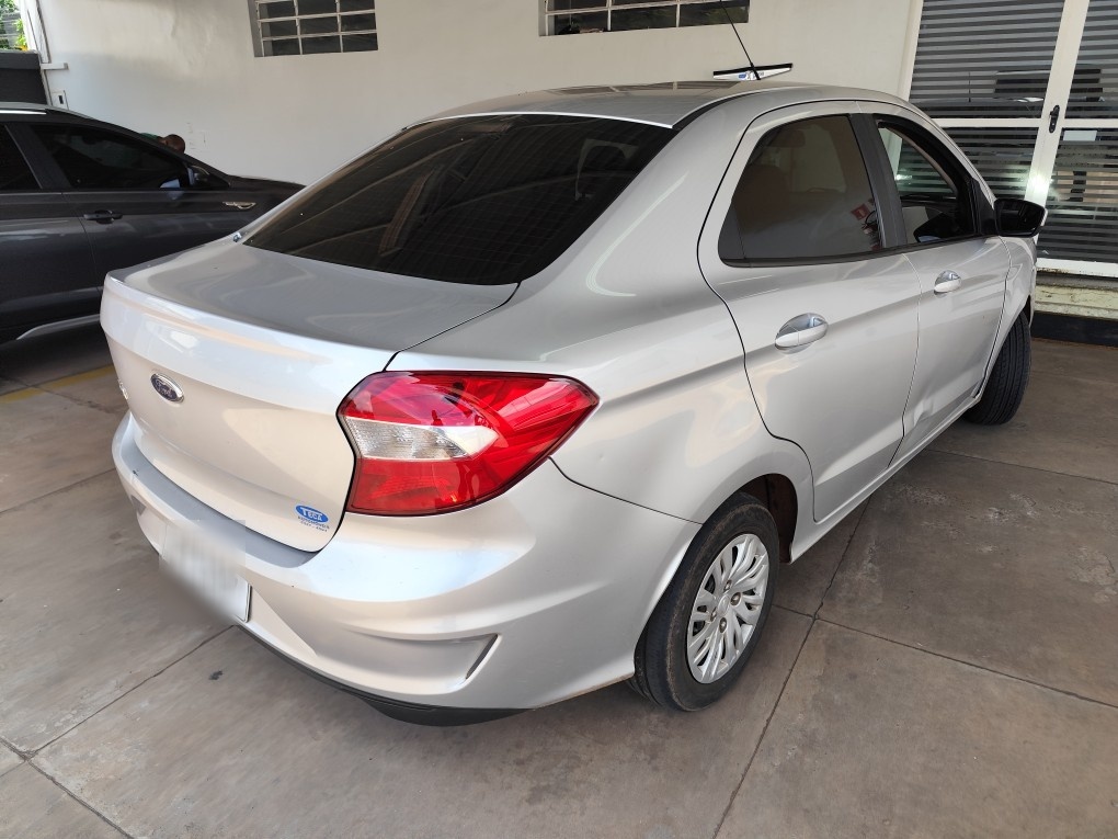 FORD KA 1.5 TI-VCT FLEX SE SEDAN MANUAL