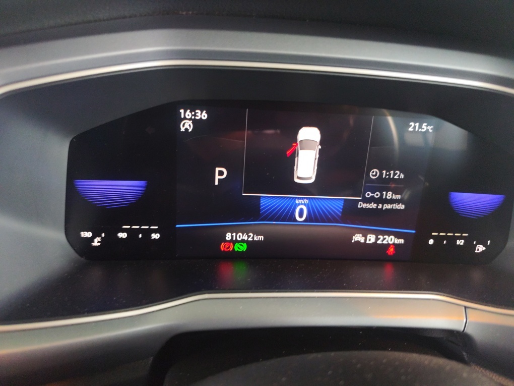 VOLKSWAGEN T-CROSS 1.0 200 TSI TOTAL FLEX AUTOM&Aacute;TICO