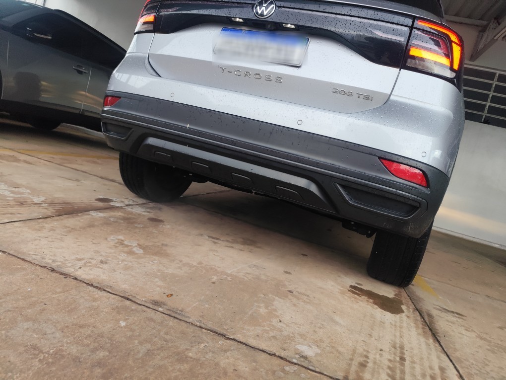 VOLKSWAGEN T-CROSS 1.0 200 TSI TOTAL FLEX AUTOM&Aacute;TICO