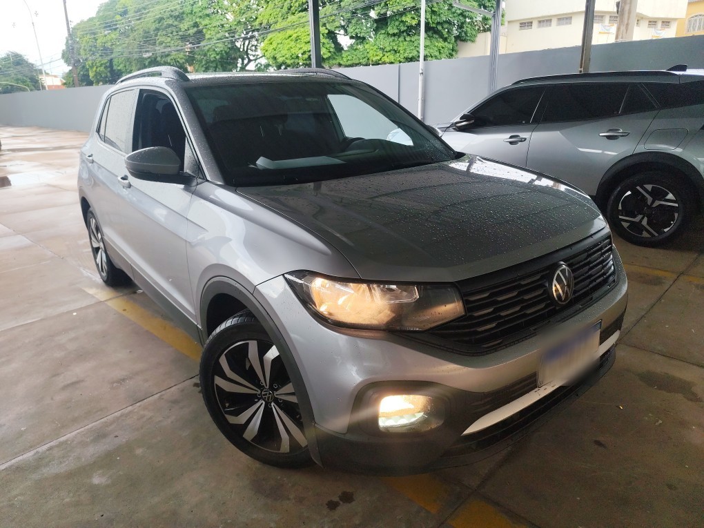 VOLKSWAGEN T-CROSS 1.0 200 TSI TOTAL FLEX AUTOM&Aacute;TICO