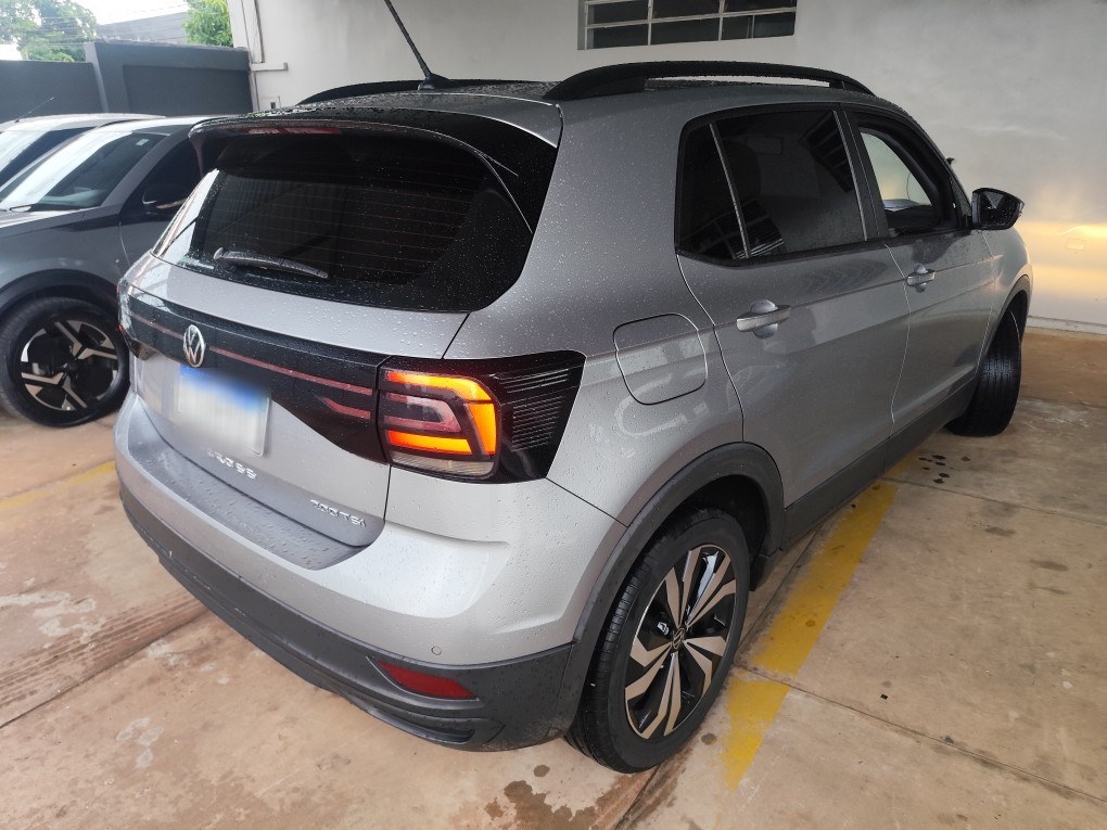 VOLKSWAGEN T-CROSS 1.0 200 TSI TOTAL FLEX AUTOM&Aacute;TICO