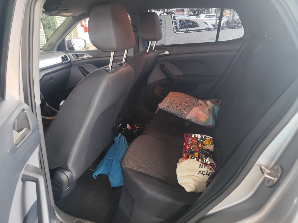 VOLKSWAGEN T-CROSS 1.0 200 TSI TOTAL FLEX AUTOM&Aacute;TICO