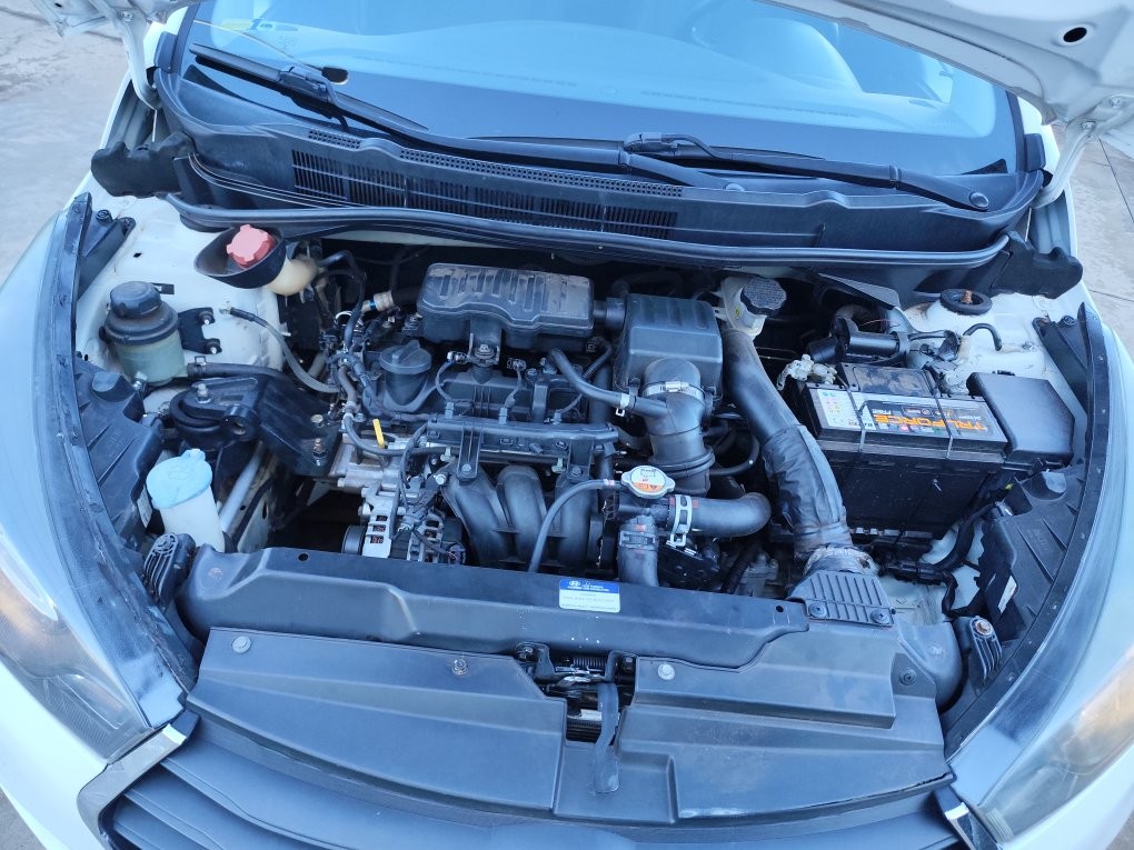 HYUNDAI HB20 1.0 COMFORT 12V FLEX 4P MANUAL