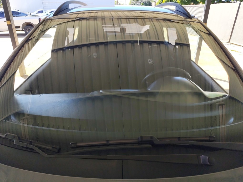 VOLKSWAGEN FOX 1.0 MPI TRACK 12V FLEX 4P MANUAL