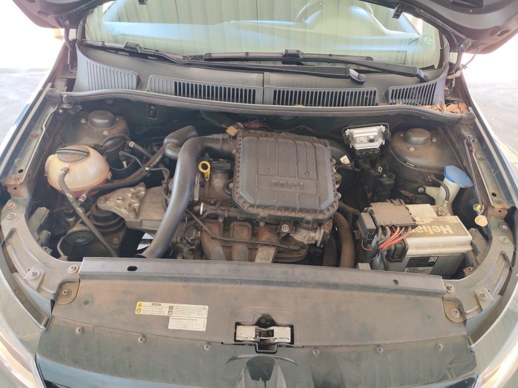 VOLKSWAGEN FOX 1.0 MPI TRACK 12V FLEX 4P MANUAL