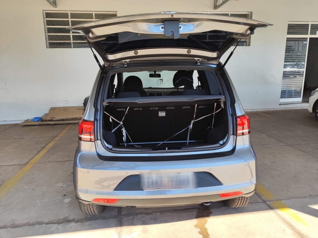 VOLKSWAGEN FOX 1.0 MPI TRACK 12V FLEX 4P MANUAL