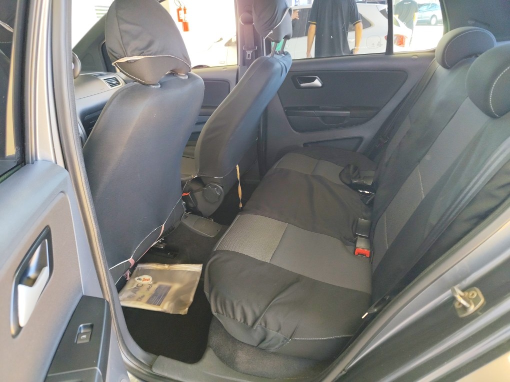 VOLKSWAGEN FOX 1.0 MPI TRACK 12V FLEX 4P MANUAL