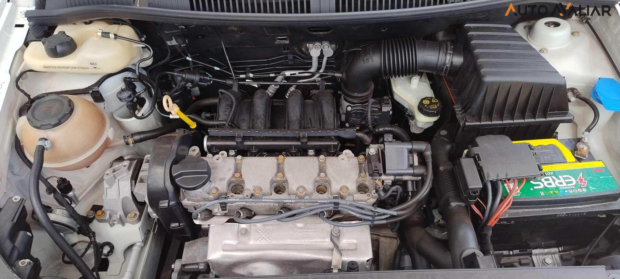 VOLKSWAGEN FOX 1.6 MSI TOTAL FLEX XTREME 4P MANUAL