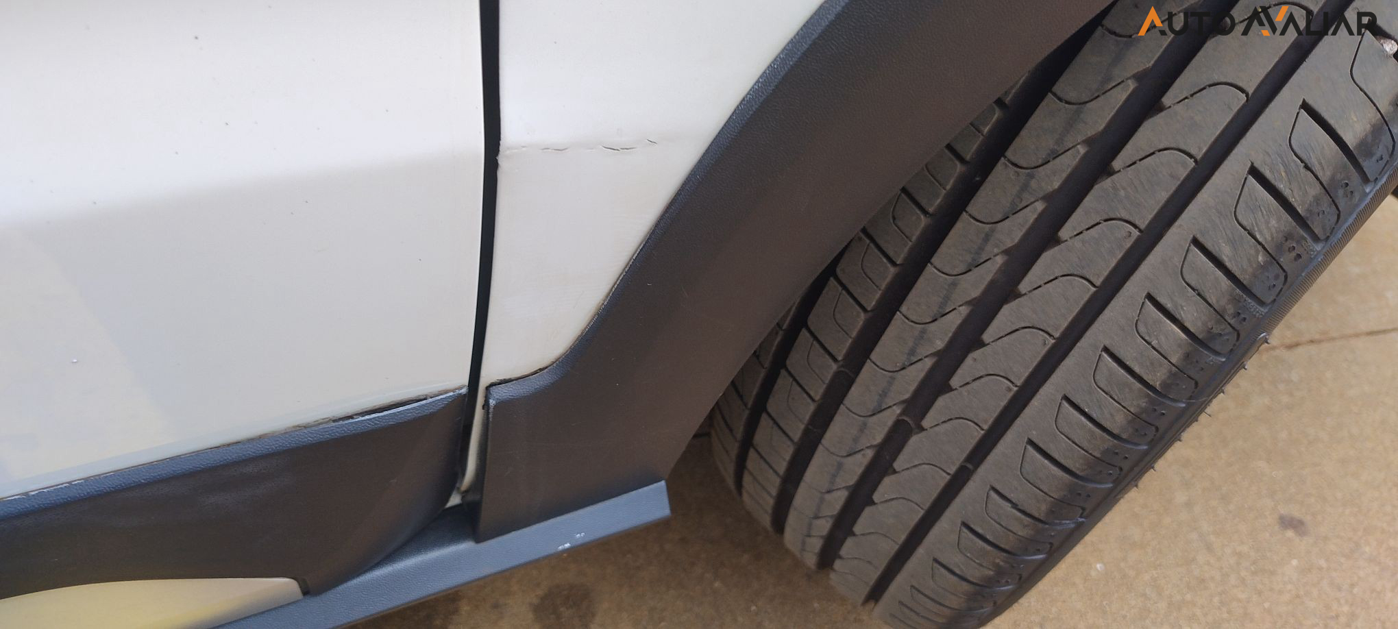 VOLKSWAGEN FOX 1.6 MSI TOTAL FLEX XTREME 4P MANUAL