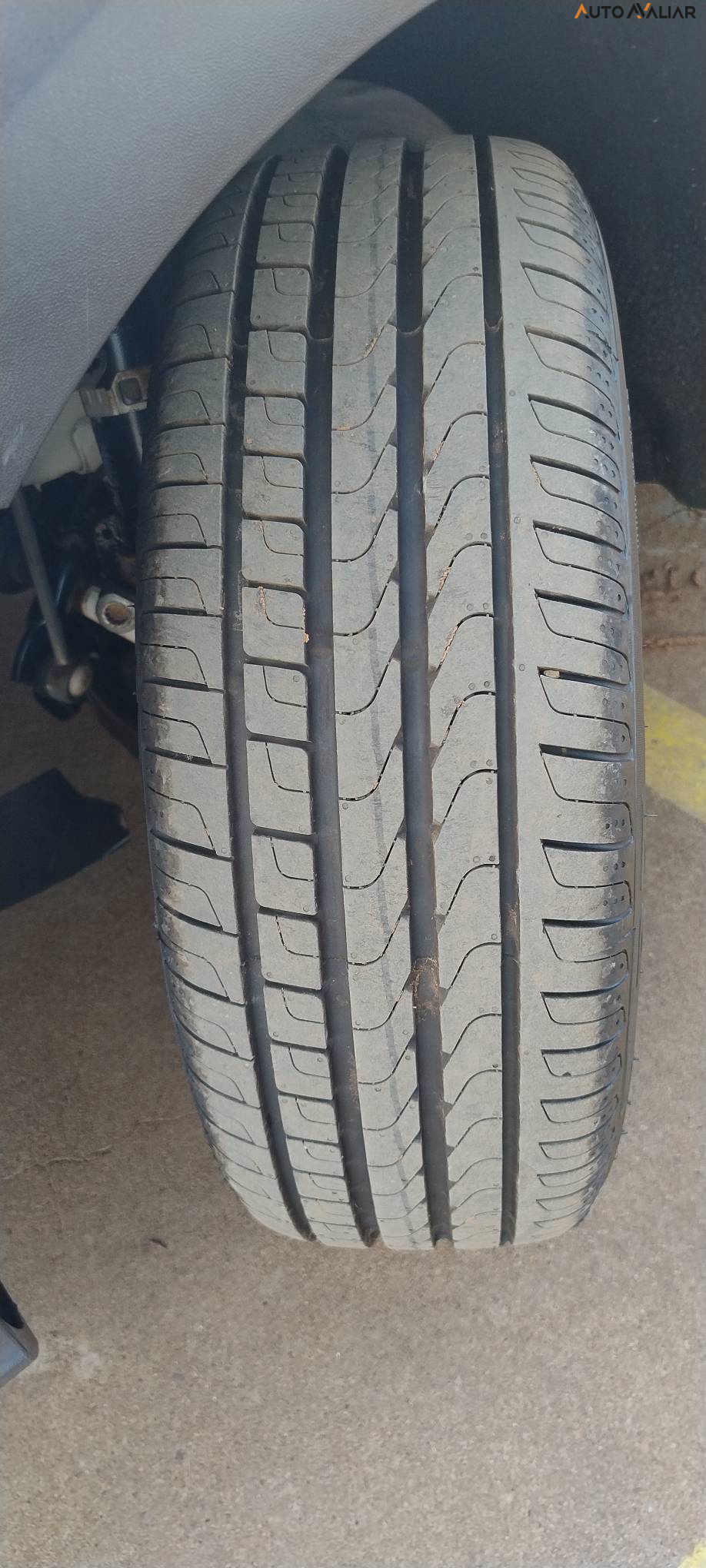 VOLKSWAGEN FOX 1.6 MSI TOTAL FLEX XTREME 4P MANUAL