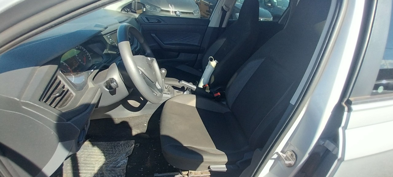 VOLKSWAGEN POLO 1.0 MPI TOTAL FLEX MANUAL