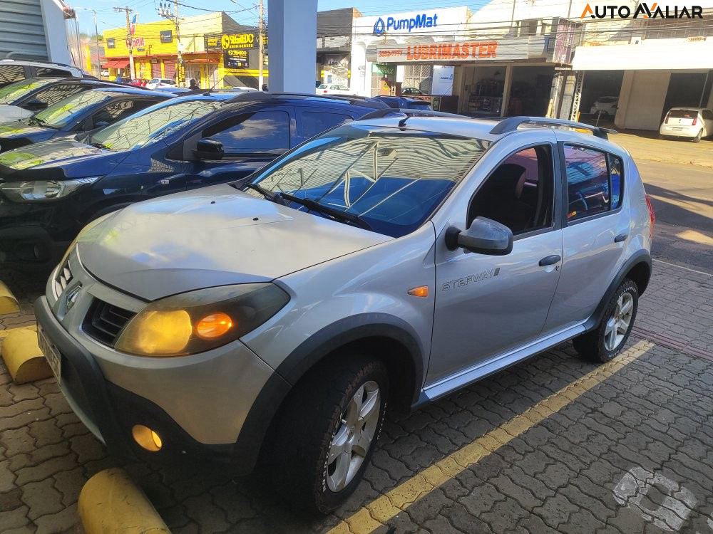RENAULT SANDERO 1.6 STEPWAY 16V FLEX 4P MANUAL