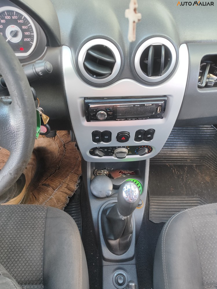 RENAULT SANDERO 1.6 STEPWAY 16V FLEX 4P MANUAL