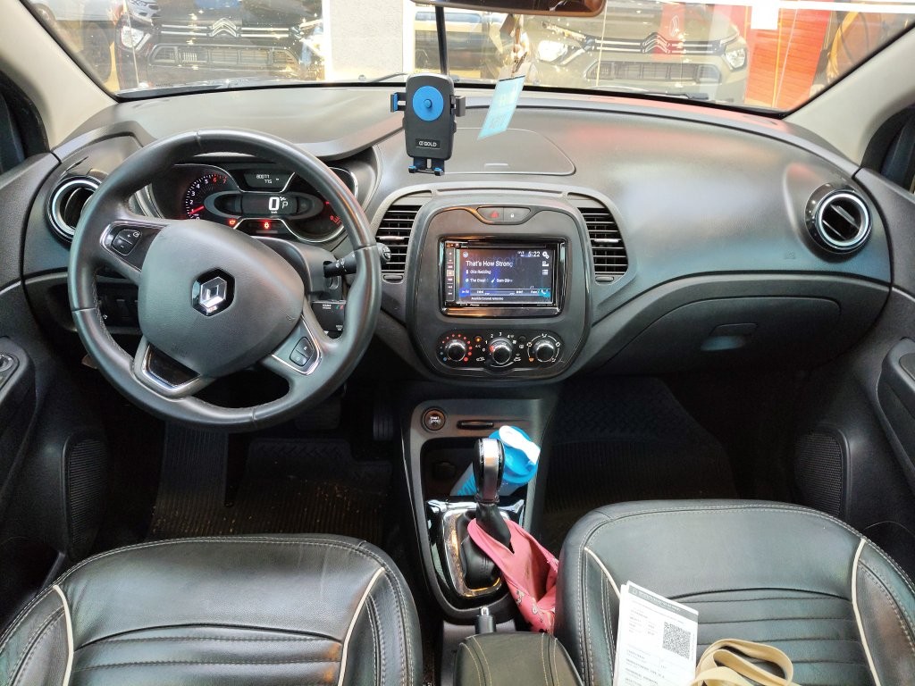 RENAULT CAPTUR 1.6 16V SCE FLEX LIFE X-TRONIC