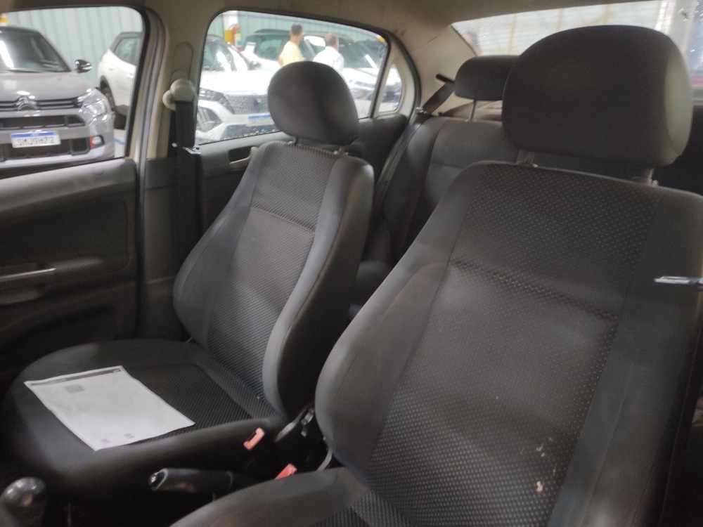 VOLKSWAGEN VOYAGE 1.0 MI TRENDLINE 8V FLEX 4P MANUAL