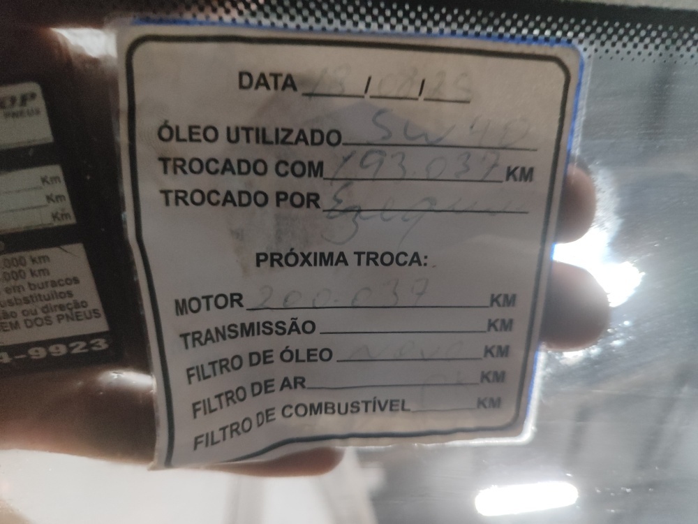 VOLKSWAGEN VOYAGE 1.0 MI TRENDLINE 8V FLEX 4P MANUAL