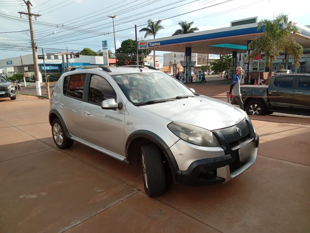 RENAULT SANDERO 1.6 STEPWAY 8V FLEX 4P MANUAL