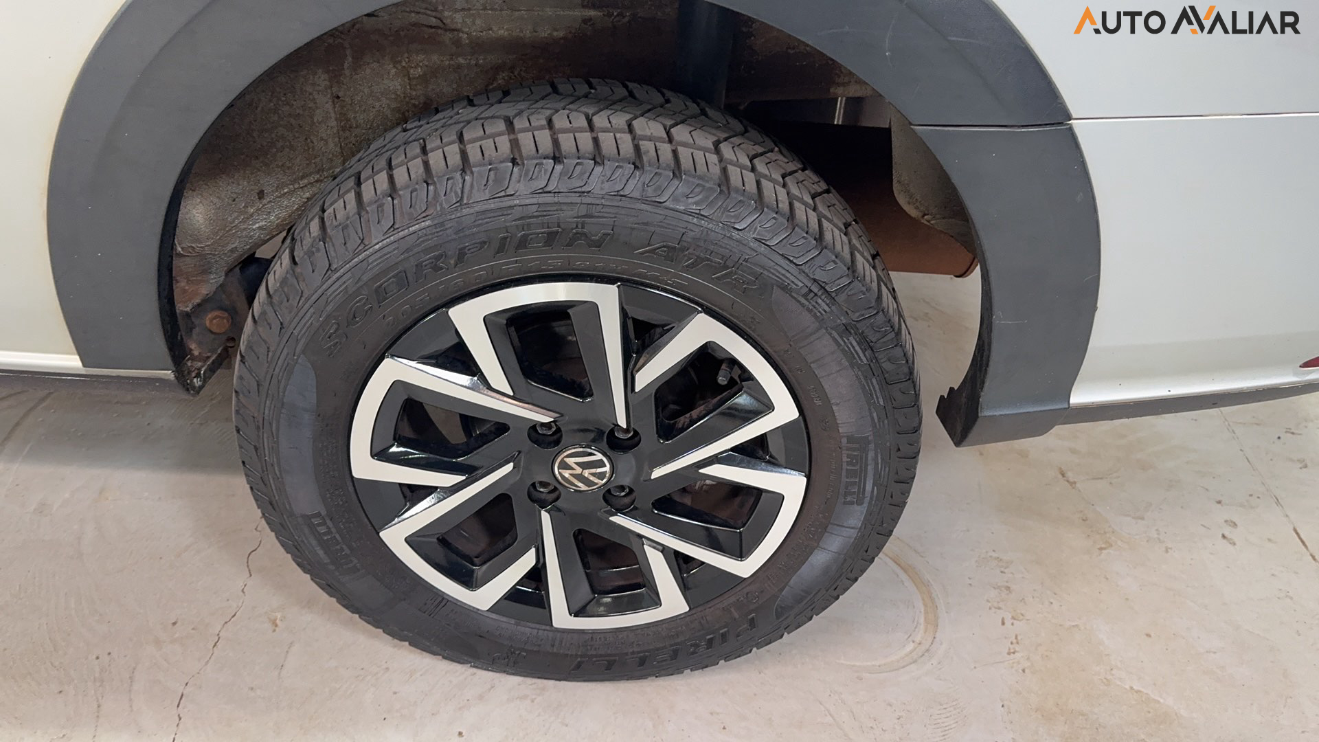 VOLKSWAGEN SAVEIRO 1.6 MSI TRENDLINE CS 8V FLEX 2P MANUAL